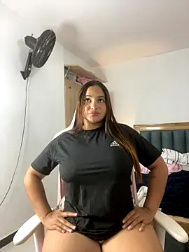 Snapshot of Andrea-Lu chatting on October 1, 2025, 3:01 am Andrea-Lu online show from October 1, 2025, 3:01 am