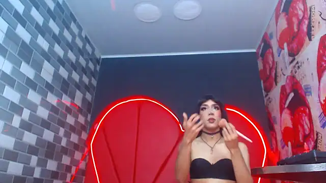 julessxcharlotte online show from October 7, 2025, 1:41 pm