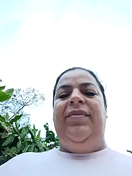 Mia-Glow online show from March 12, 2026, 11:16 am