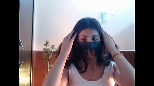  kamyaa09 online show from February 5, 2026, 9:14 am