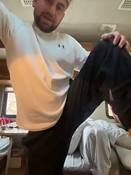 speakonit online show from October 26, 2025, 11:53 pm