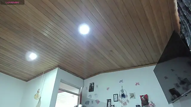 Snapshot of Fia__ chatting on September 18, 2025, 3:47 pm Fia online show from September 18, 2025, 3:47 pm