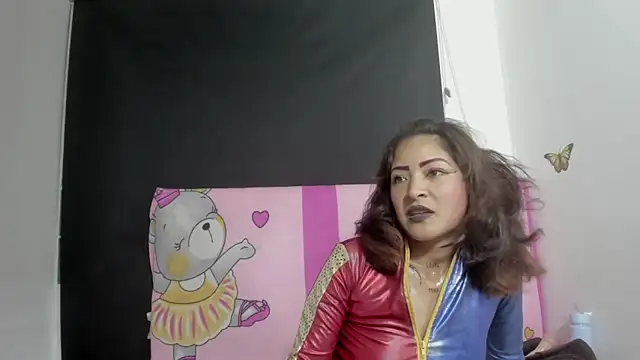 evelynesex online show from February 3, 2026, 4:10 am