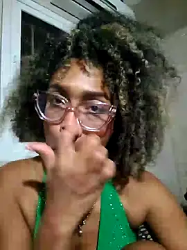 Snapshot of BiiancaEstradaa chatting on June 21, 2026, 3:09 am BiiancaEstradaa online show from June 21, 2026, 3:09 am