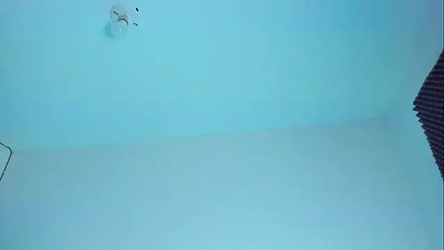 Snapshot of Ellope_ chatting on October 26, 2025, 11:09 pm Ellope online show from October 26, 2025, 11:09 pm