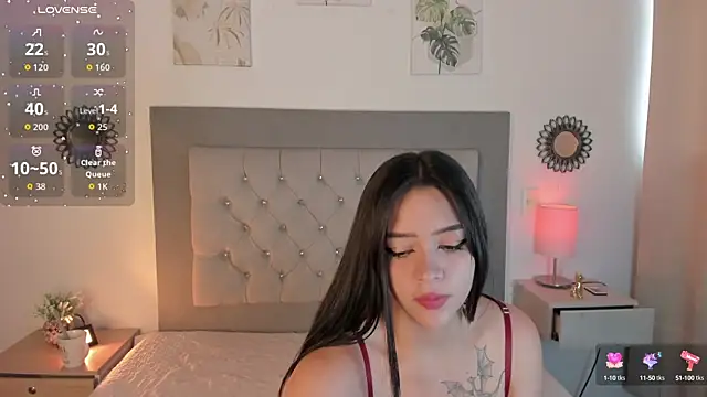 Seraphyne666 online show from September 13, 2025, 11:43 am