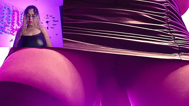 Snapshot of Skarleth_Diaz chatting on September 9, 2025, 3:06 am Skarleth Diaz online show from September 9, 2025, 3:06 am