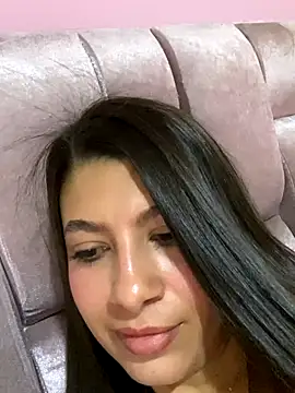 Lenapink19 online show from October 2, 2025, 5:53 pm