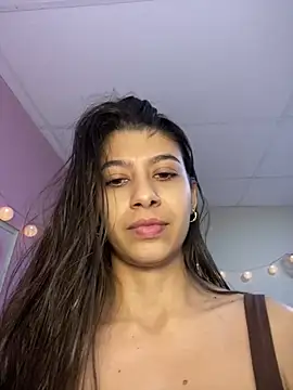 Lenapink19 online show from April 23, 2026, 9:28 pm
