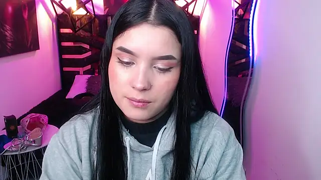 Natalie loffreda online show from April 29, 2026, 8:04 pm