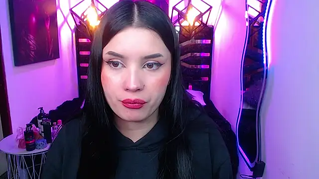 Snapshot of Natalie_loffreda chatting on May 29, 2026, 12:03 pm Natalie loffreda online show from May 29, 2026, 12:03 pm