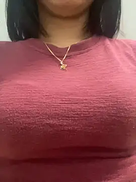 -NhaKy22 online show from November 26, 2025, 1:01 pm