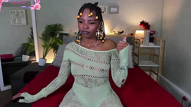 Snapshot of HotStellaaa chatting on May 7, 2026, 6:35 pm HotStellaaa online show from May 7, 2026, 6:35 pm