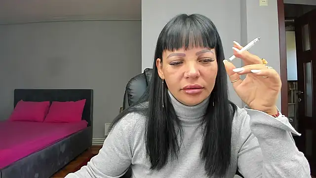 Snapshot of Ella_sweety00 chatting on October 22, 2025, 10:04 am Ella sweety00 online show from October 22, 2025, 10:04 am