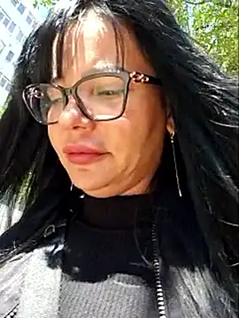 Ella sweety00 online show from April 26, 2026, 9:18 am