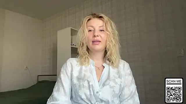 Blondie xoxoxo online show from March 13, 2026, 7:59 am