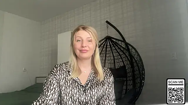 Blondie xoxoxo online show from April 23, 2026, 1:57 pm