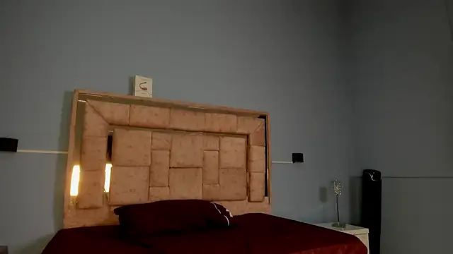 LICKY LOV online show from September 23, 2025, 3:20 am