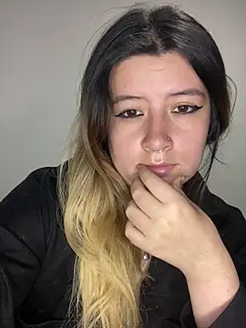 Blair Bunnyy online show from May 1, 2026, 4:17 am