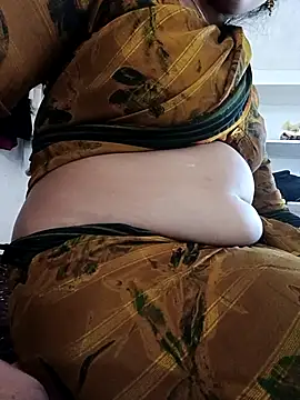 Snapshot of cut_renukadevi chatting on September 19, 2025, 3:30 am cut renukadevi online show from September 19, 2025, 3:30 am