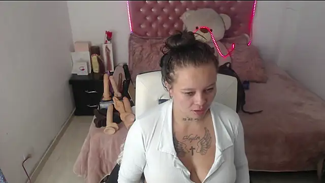 Snapshot of patty_squirt_ chatting on June 26, 2026, 11:14 am patty squirt online show from June 26, 2026, 11:14 am