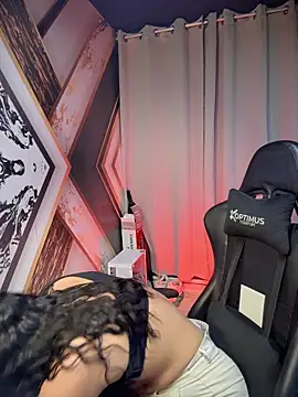 Snapshot of jenn_fit chatting on December 5, 2025, 3:37 am jenn fit online show from December 5, 2025, 3:37 am