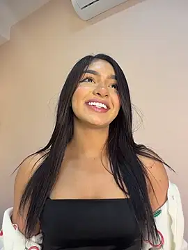 Snapshot of jenn_fit chatting on January 8, 2026, 2:03 am jenn fit online show from January 8, 2026, 2:03 am