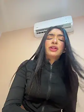 Snapshot of jenn_fit chatting on January 11, 2026, 2:27 am jenn fit online show from January 11, 2026, 2:27 am