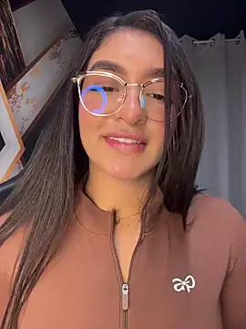 Snapshot of jenn_fit chatting on January 18, 2026, 1:53 am jenn fit online show from January 18, 2026, 1:53 am