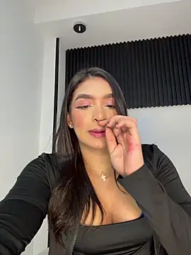 Snapshot of jenn_fit chatting on March 5, 2026, 5:14 am jenn fit online show from March 5, 2026, 5:14 am