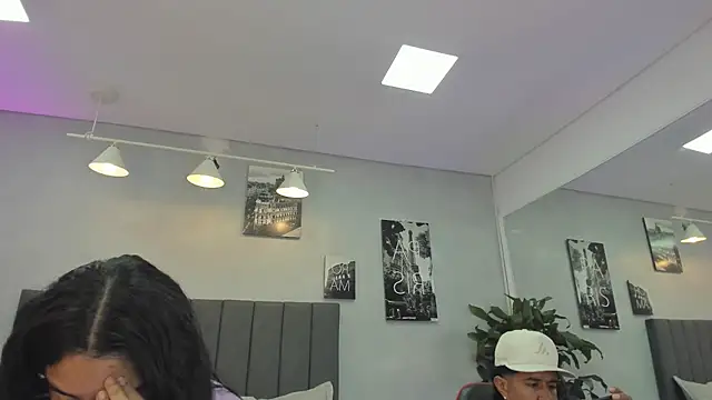 Snapshot of violet_and_myers chatting on November 5, 2025, 11:32 am violet and myers online show from November 5, 2025, 11:32 am