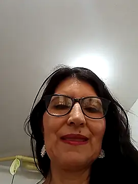 Snapshot of swity_foster chatting on September 17, 2025, 12:18 pm swity foster online show from September 17, 2025, 12:18 pm