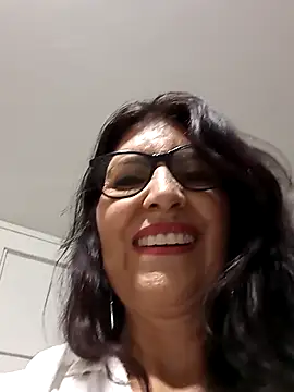 Snapshot of swity_foster chatting on September 28, 2025, 8:31 am swity foster online show from September 28, 2025, 8:31 am