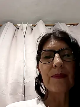 Snapshot of swity_foster chatting on October 29, 2025, 9:55 am swity foster online show from October 29, 2025, 9:55 am