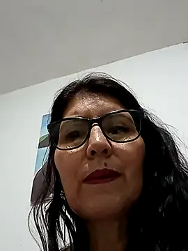 Snapshot of swity_foster chatting on November 8, 2025, 9:09 am swity foster online show from November 8, 2025, 9:09 am