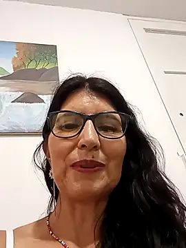 Snapshot of swity_foster chatting on November 12, 2025, 1:11 pm swity foster online show from November 12, 2025, 1:11 pm