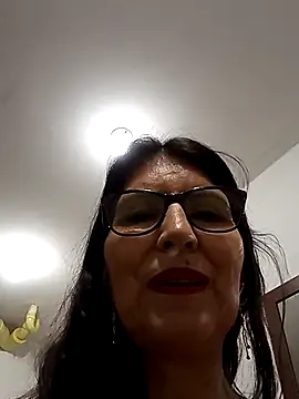 Snapshot of swity_foster chatting on November 21, 2025, 8:35 am swity foster online show from November 21, 2025, 8:35 am