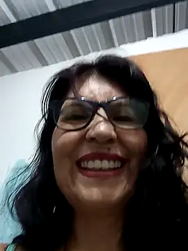 Snapshot of swity_foster chatting on December 18, 2025, 9:37 am swity foster online show from December 18, 2025, 9:37 am