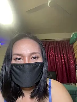 melyiaaa online show from June 28, 2026, 2:23 pm