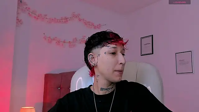 Snapshot of Luci_Rose chatting on July 7, 2026, 3:16 pm Luci Rose online show from July 7, 2026, 3:16 pm