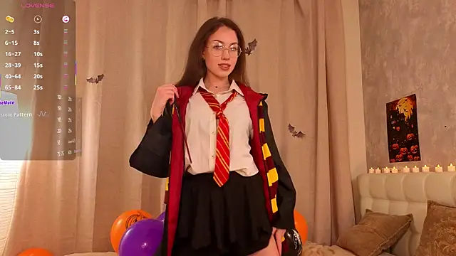 RenateRansone online show from October 31, 2025, 5:47 pm