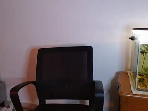 Snapshot of Xtremeplay_18 chatting on September 19, 2025, 6:04 am Xtremeplay 18 online show from September 19, 2025, 6:04 am