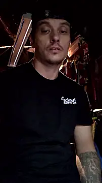 Snapshot of twistafatpipe chatting on September 10, 2025, 5:18 am twistafatpipe online show from September 10, 2025, 5:18 am