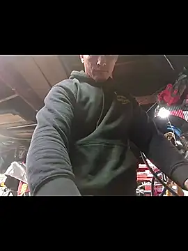 Snapshot of twistafatpipe chatting on November 7, 2025, 7:19 am twistafatpipe online show from November 7, 2025, 7:19 am