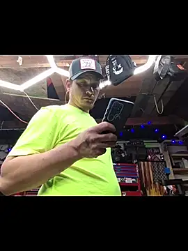 twistafatpipe online show from February 17, 2026, 11:55 pm