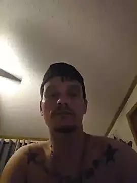 Snapshot of twistafatpipe chatting on June 10, 2026, 3:29 am twistafatpipe online show from June 10, 2026, 3:29 am