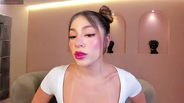 Snapshot of MaddisonTaylor1 chatting on September 30, 2025, 8:03 pm MaddisonTaylor1 online show from September 30, 2025, 8:03 pm