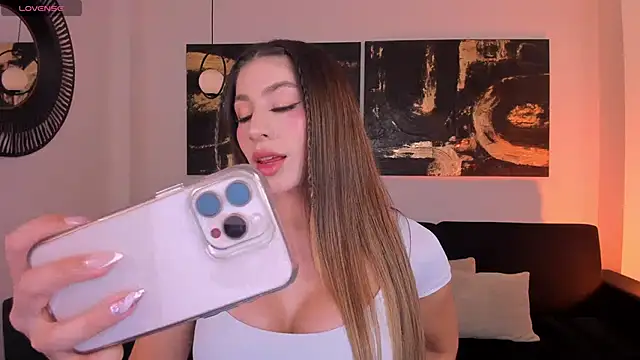 Snapshot of MaddisonTaylor1 chatting on October 16, 2025, 7:37 pm MaddisonTaylor1 online show from October 16, 2025, 7:37 pm