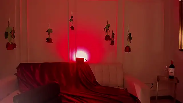 Snapshot of MaddisonTaylor1 chatting on October 24, 2025, 8:49 pm MaddisonTaylor1 online show from October 24, 2025, 8:49 pm