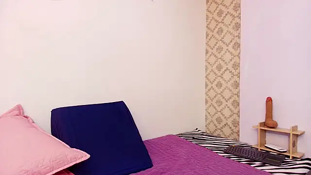 Snapshot of Vero_Temptation chatting on September 12, 2025, 3:06 am Vero Temptation online show from September 12, 2025, 3:06 am